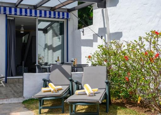 Newly Renovated 2 Bedroom Beachfront House Sitio de Calahonda Eksteriør billede